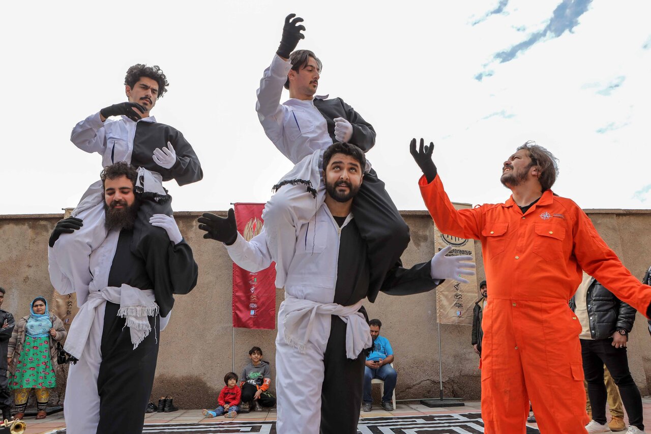 تئاتر مقاومت نیازمند چشمانداز بلندمدت/ نقد و پژوهش، ضرورتی که دیده نمیشود