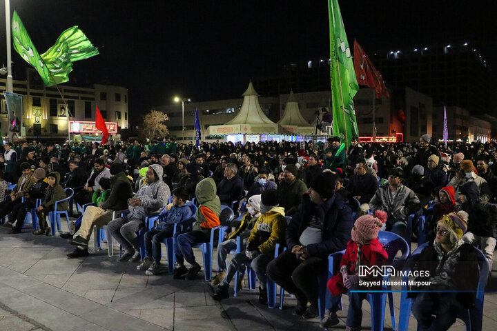 جشن میلاد امام جواد(ع) و گلباران حرم مطهر رضوی