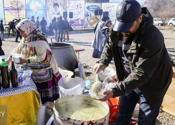 فیلم| جشنواره «آش رشته» در بجنورد برگزار شد