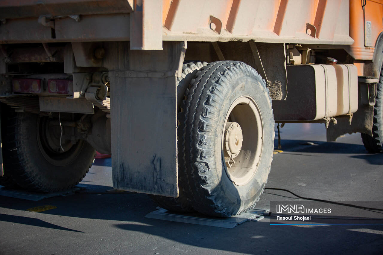 چالشها و فرصتهای توزین بار متحرک در کلانشهرها