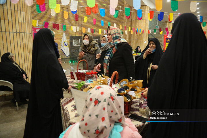 ویژه برنامه فرهنگی «مالک مُلک دل»