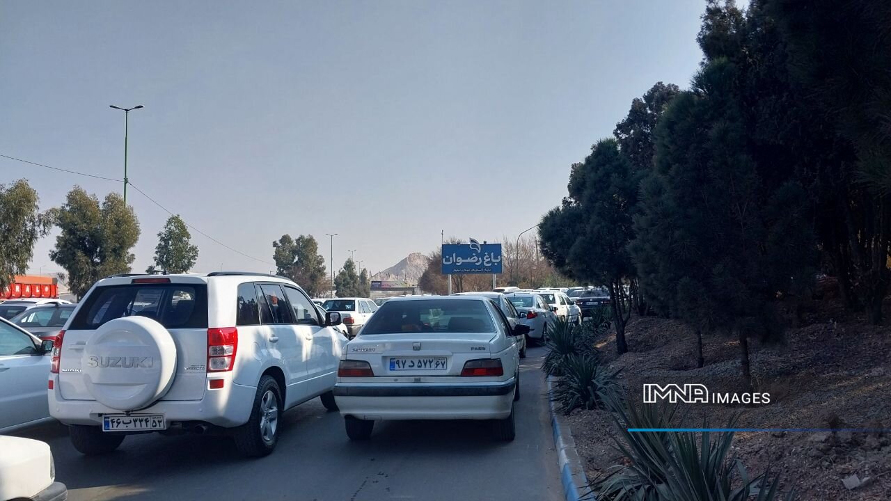 دقایقی با راست قامتان آرمیده در باغ رضوان در روزی بهنام «پدر»