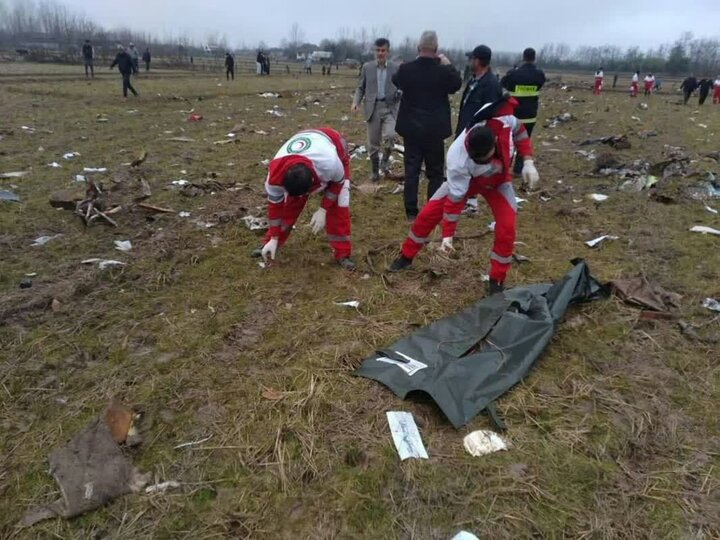 اعزام تیم‌های هلال‌احمر به محل سانحه هواپیمای آموزشی در رشت