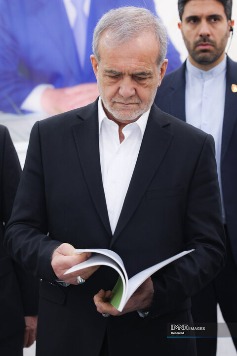 حضور در دانشگاه علوم پزشکی ابوعلی سینای تاجیکستان