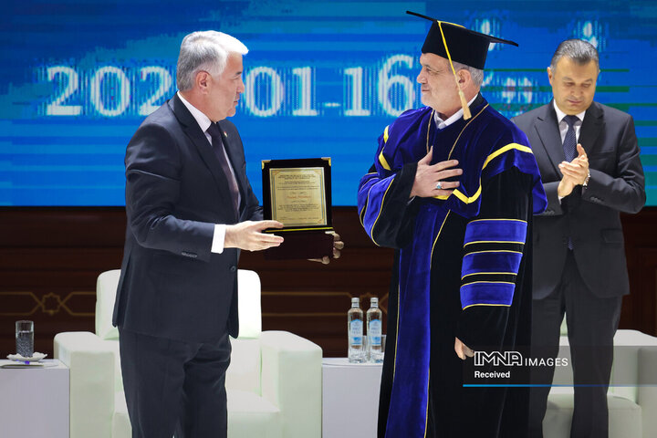 حضور در دانشگاه علوم پزشکی ابوعلی سینای تاجیکستان