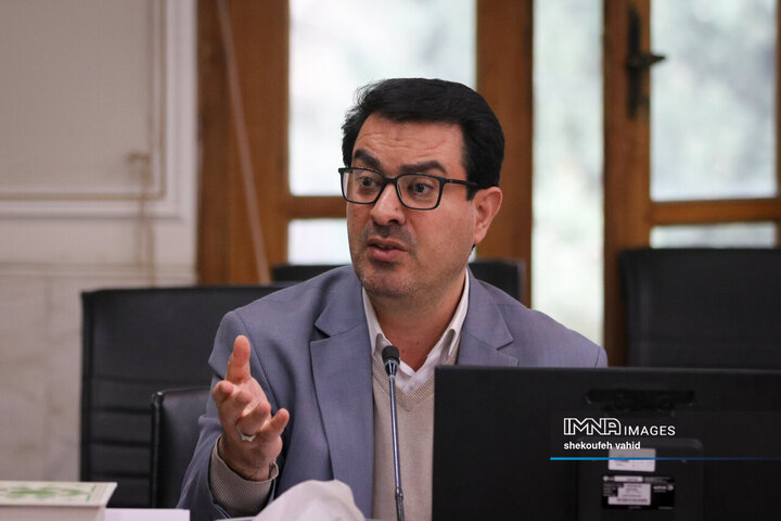 آمارنامه ۱۴۰۳ شهر اصفهان بیش از ۴۰ هزار موجودیت اطلاعاتی منتشر میکند آمارنامه ۱۴۰۳ شهر اصفهان بیش از ۴۰ هزار موجودیت اطلاعاتی منتشر میکند