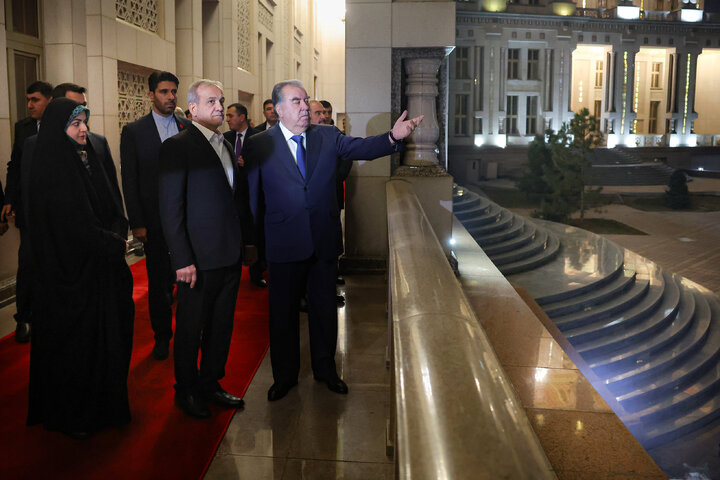 بازدید رئیس جمهور از کاخ نوروز تاجیکستان