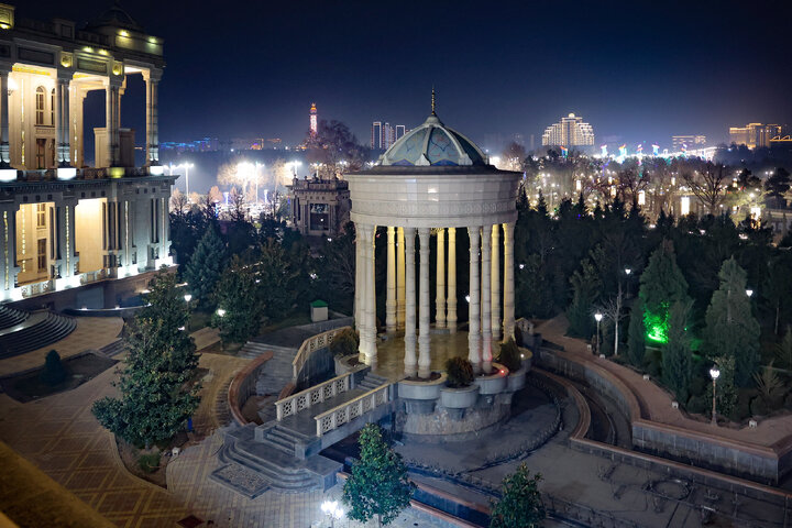 بازدید رئیس جمهور از کاخ نوروز تاجیکستان