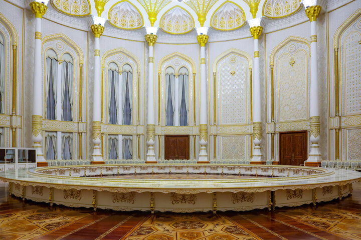 بازدید رئیس جمهور از کاخ نوروز تاجیکستان