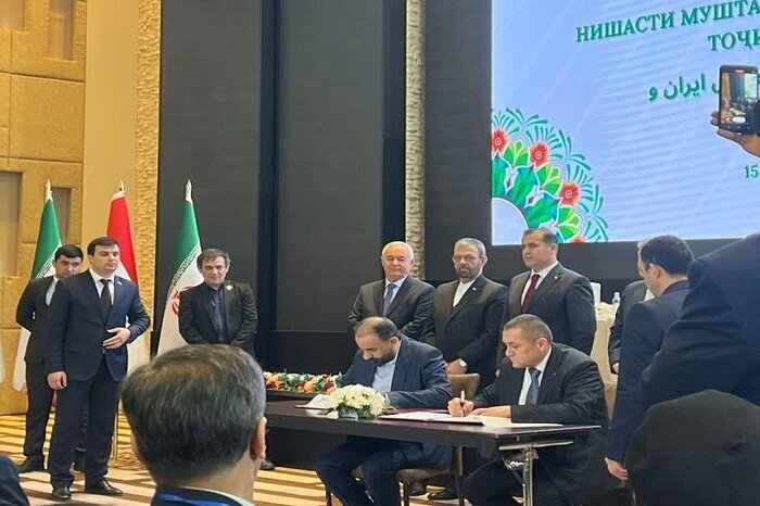تفاهمنامه جذب گردشگر بین تاجیکستان و اصفهان منعقد شد