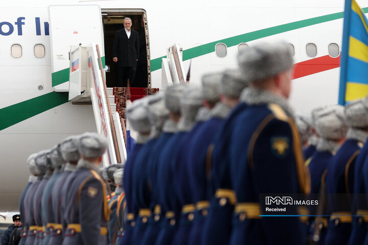 ورود رئیس جمهور به مسکو