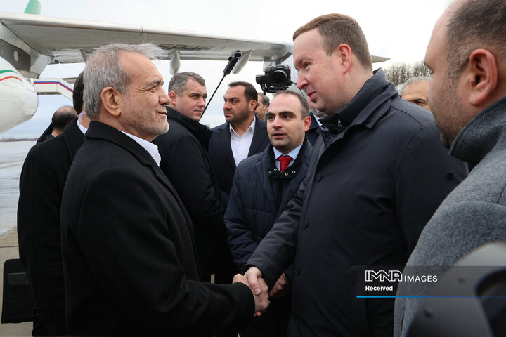 ورود رئیس جمهور به مسکو