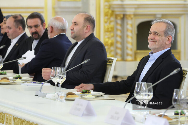 نشست هیئت های عالیرتبه ایران و روسیه