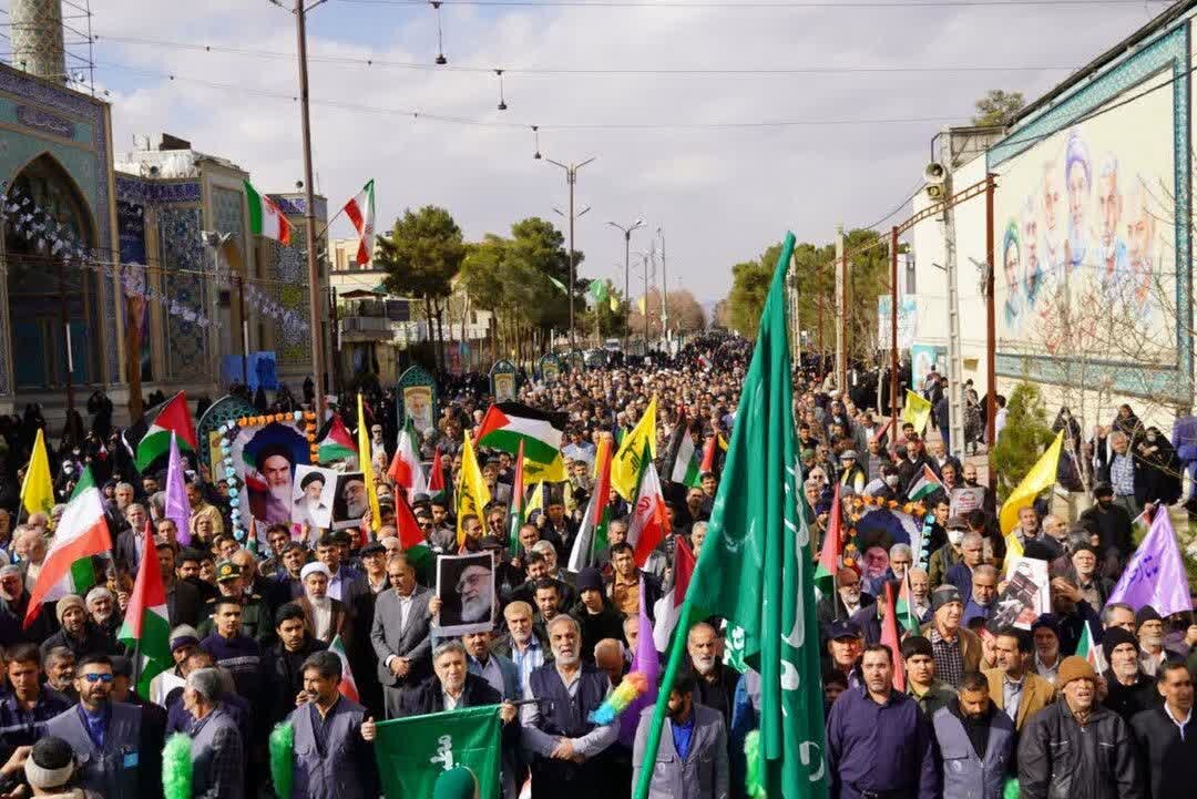 راهپیمایی جمعه نصر در جوار مزار سردار مقاومت برگزار شد