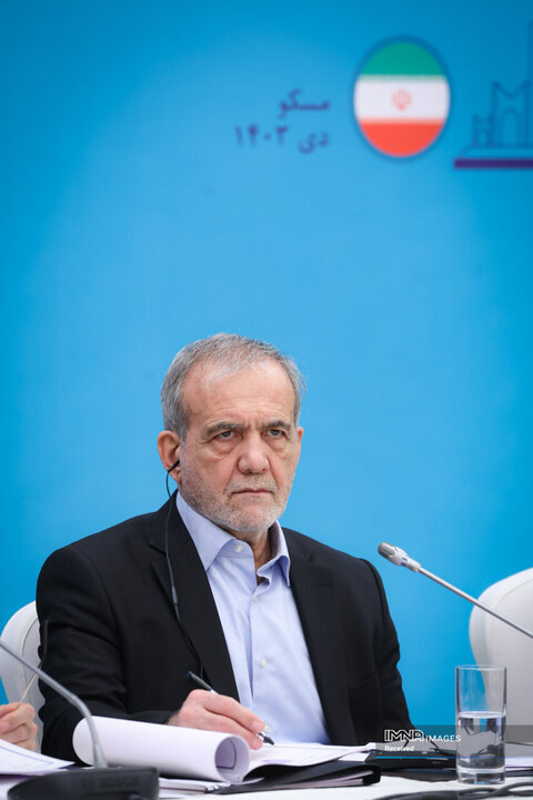 نشست با جمعی از فعالان اقتصادی روسیه