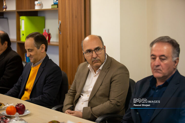 آیین رونمایی از «سامانه برخط پایش کیفیت هوا و صوت و طرح امداد دوچرخه» در اصفهان