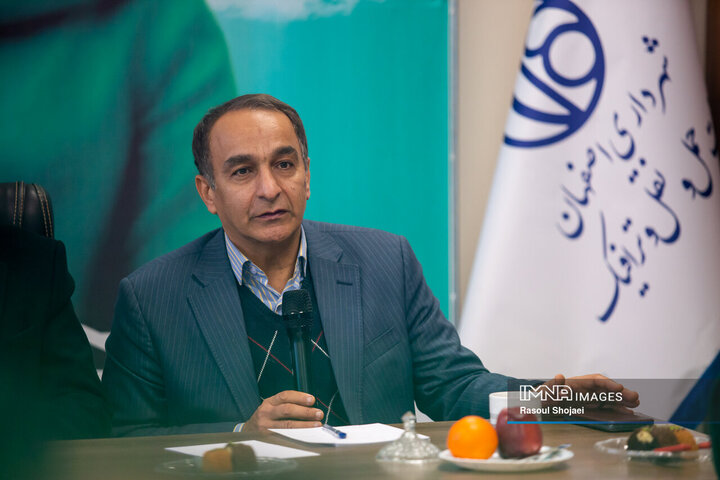 آیین رونمایی از «سامانه برخط پایش کیفیت هوا و صوت و طرح امداد دوچرخه» در اصفهان