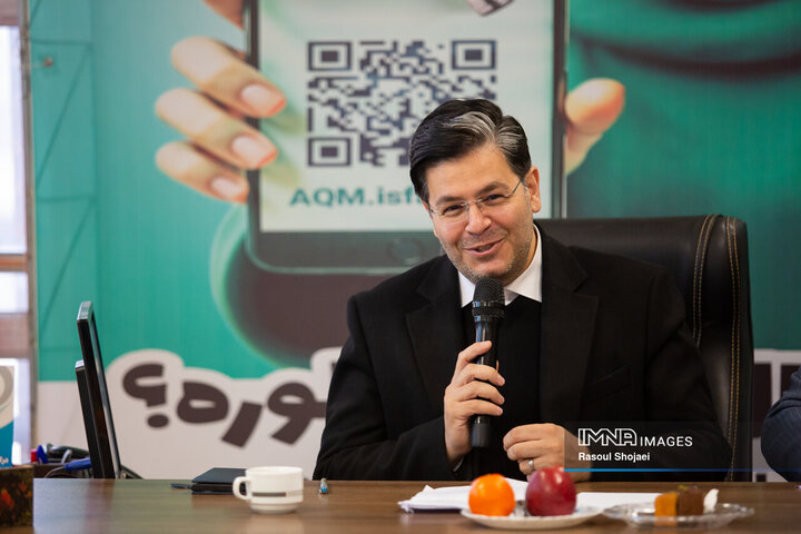 آیین رونمایی از «سامانه برخط پایش کیفیت هوا و صوت و طرح امداد دوچرخه» در اصفهان