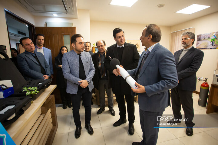 آیین رونمایی از «سامانه برخط پایش کیفیت هوا و صوت و طرح امداد دوچرخه» در اصفهان