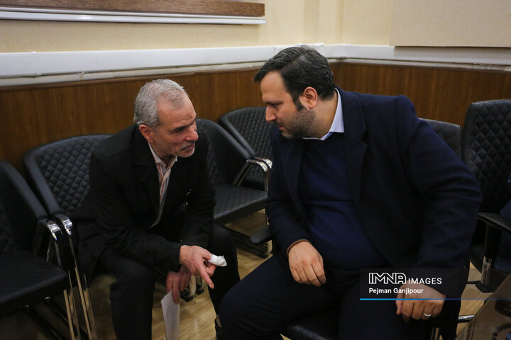 کمیته نظارتی شورای شهر اصفهان در شهرداری منطقه 8