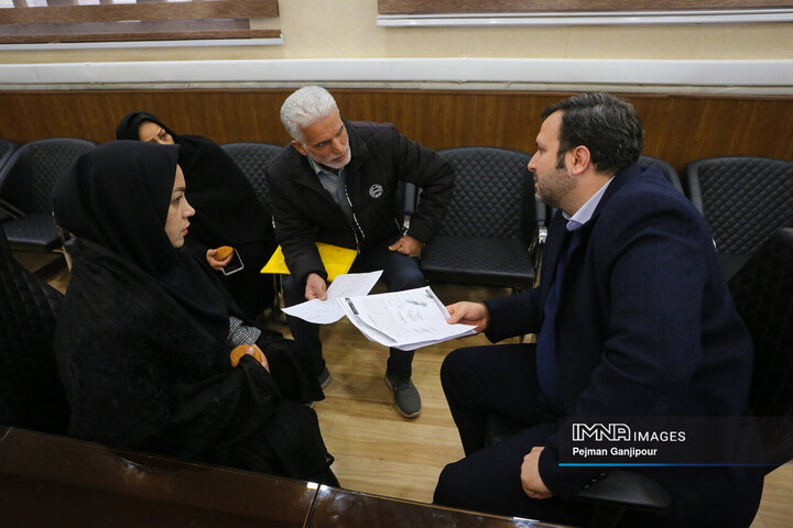 کمیته نظارتی شورای شهر اصفهان در شهرداری منطقه 8