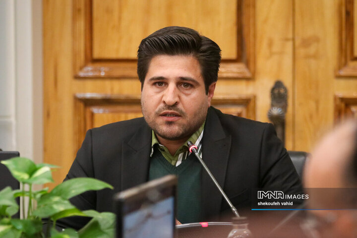 جلسه احزاب و تشکل های سیاسی استان با استاندار اصفهان