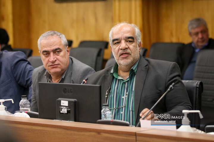 جلسه احزاب و تشکل های سیاسی استان با استاندار اصفهان