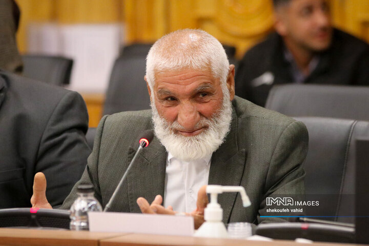 جلسه احزاب و تشکل های سیاسی استان با استاندار اصفهان