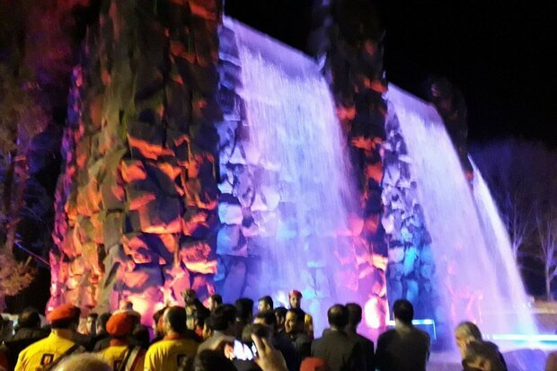 آبشار صخرهای گرگان، استخوانی در گلوی شهر