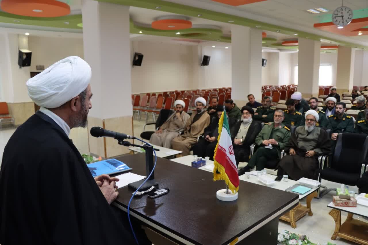 لزوم تقویت حلقههای صالحین برای مقابله با جنگ نرم دشمن