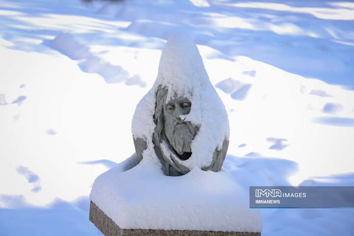 رخت سپید برف بر تن همدان