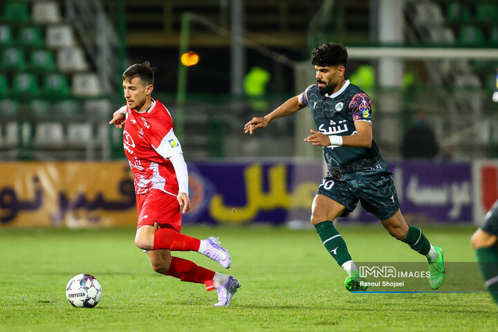 هفته شانزدهم لیگ برتر؛ ذوب‌آهن - پرسپولیس