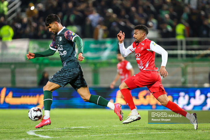 هفته شانزدهم لیگ برتر؛ ذوب‌آهن - پرسپولیس