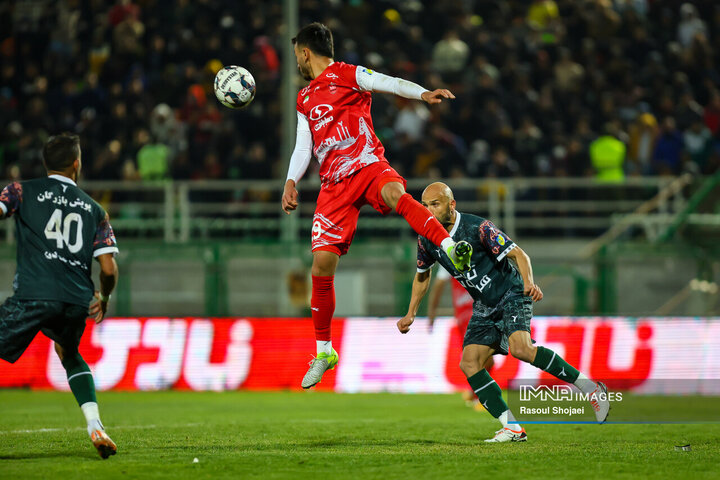 هفته شانزدهم لیگ برتر؛ ذوب‌آهن - پرسپولیس