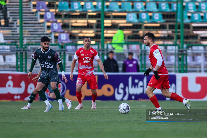 هفته شانزدهم لیگ برتر؛ ذوب‌آهن - پرسپولیس