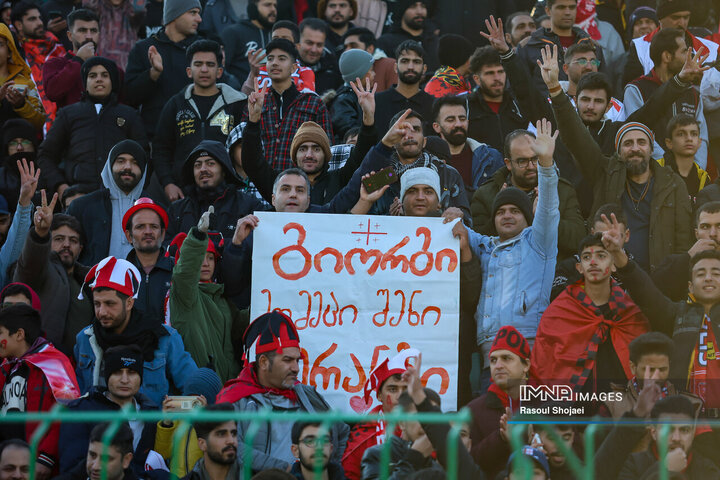 هفته شانزدهم لیگ برتر؛ ذوب‌آهن - پرسپولیس