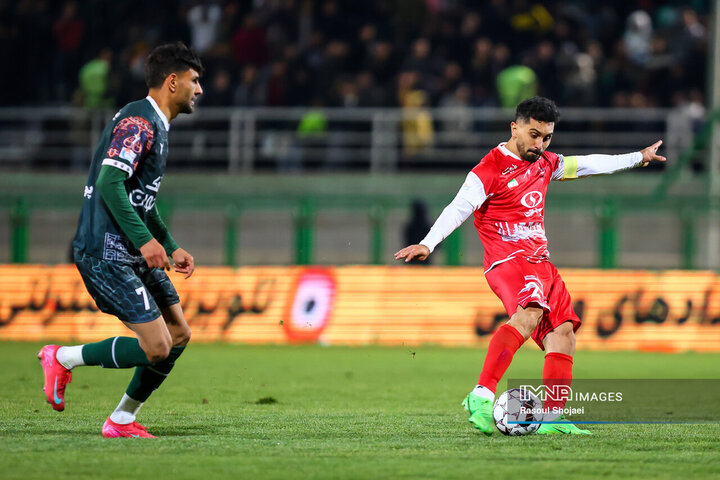 هفته شانزدهم لیگ برتر؛ ذوب‌آهن - پرسپولیس