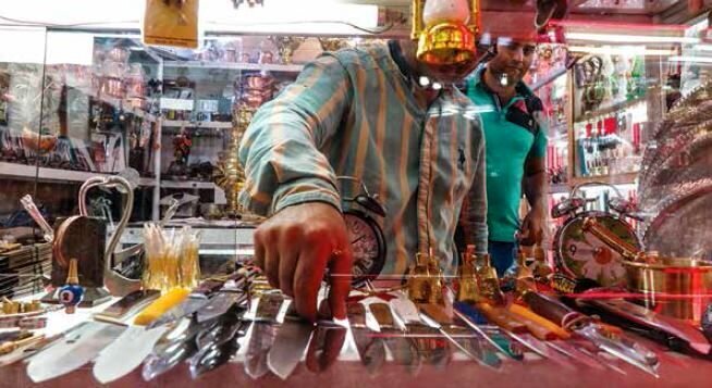 هنر در لبه تیغ