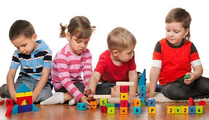 بازی کودکان با همسالان و یادگیری حقوق اجتماعی/ کودکان در بازی همدلی کردن را یاد می‌گیرند