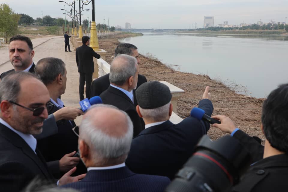 رئیسجمهور از وضعیت رودخانه کارون بازدید کرد