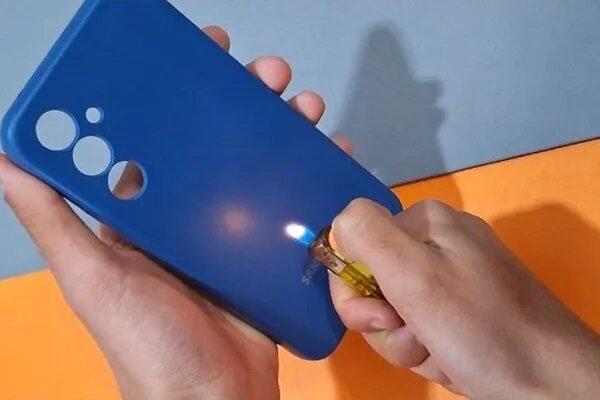 نحوه تشخیص قاب گوشی سیلیکونی اورجینال و فیک را یاد بگیرید