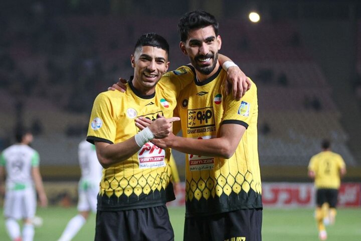 سپاهان در مصاف با خیبر تصویری از بازی سپاهان و خیبر