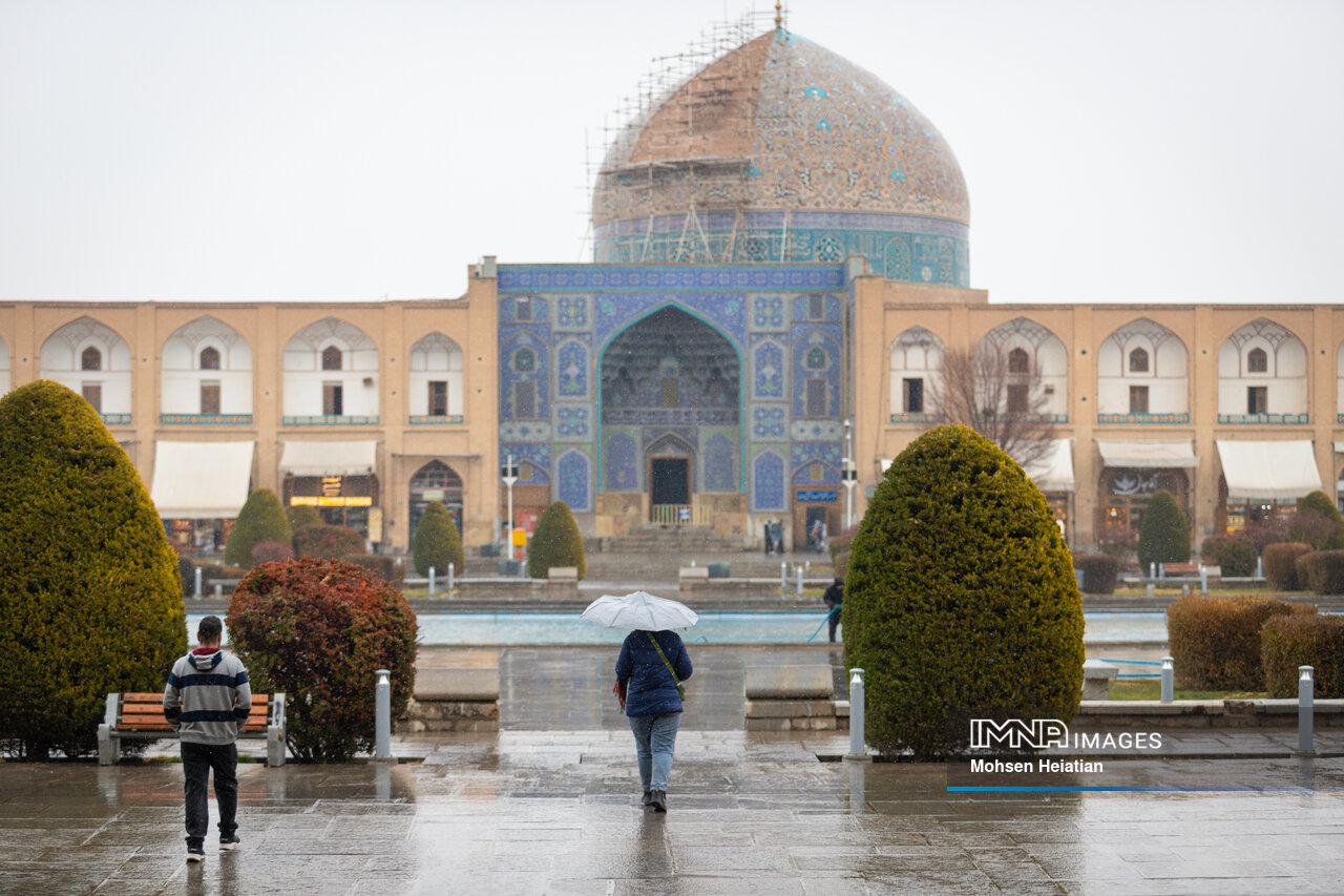 از بازگشت خاموشی ها تا افزایش هفت درصدی تولید نفت ایران