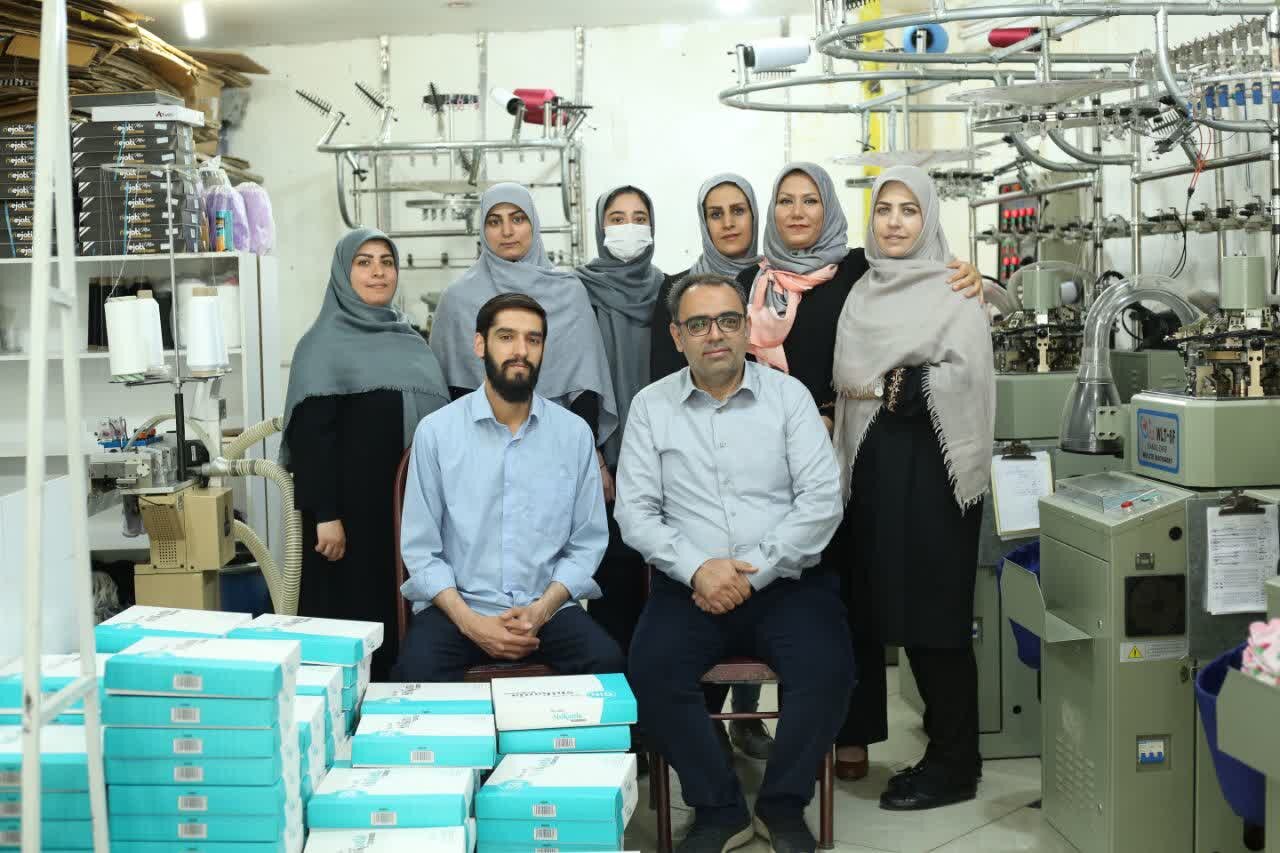 بانوی لرستانی که گرههای نخ را به فرصتهای صادراتی تبدیل کرد