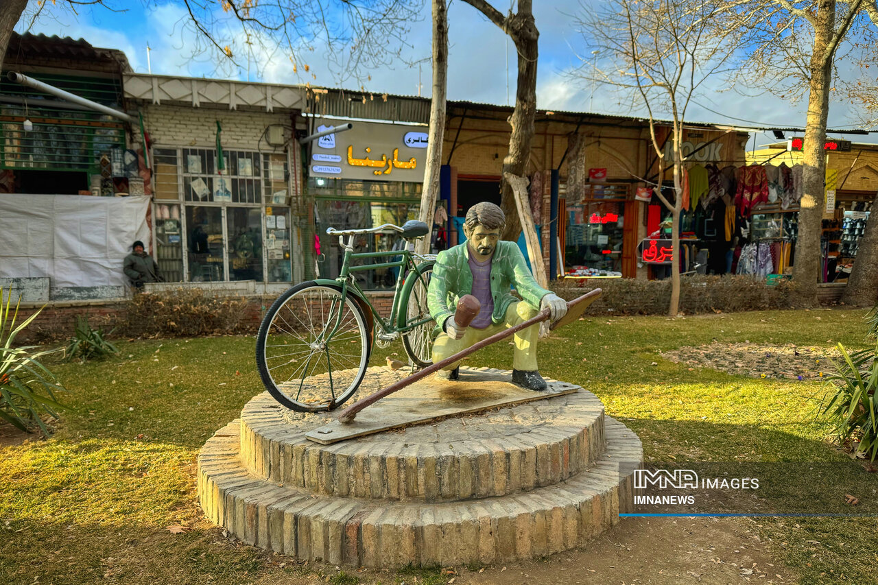 شهر با المانها سخن میگوید...