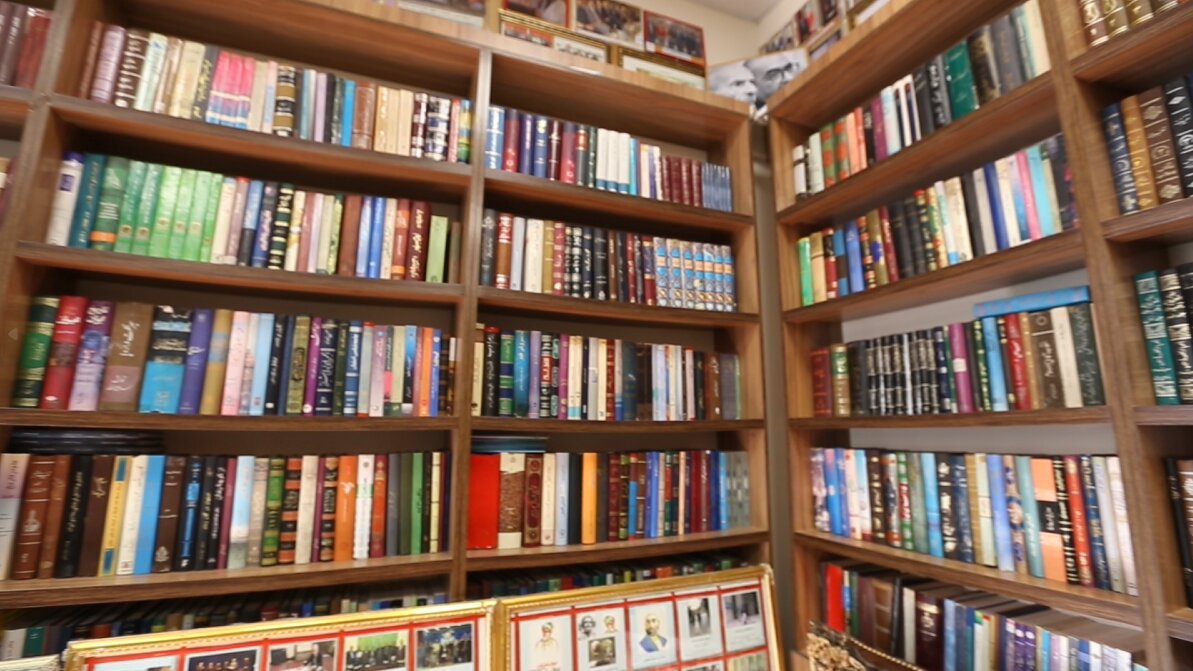 خاک وطن و قصههایش؛ یادبودی در کلاسهای درس