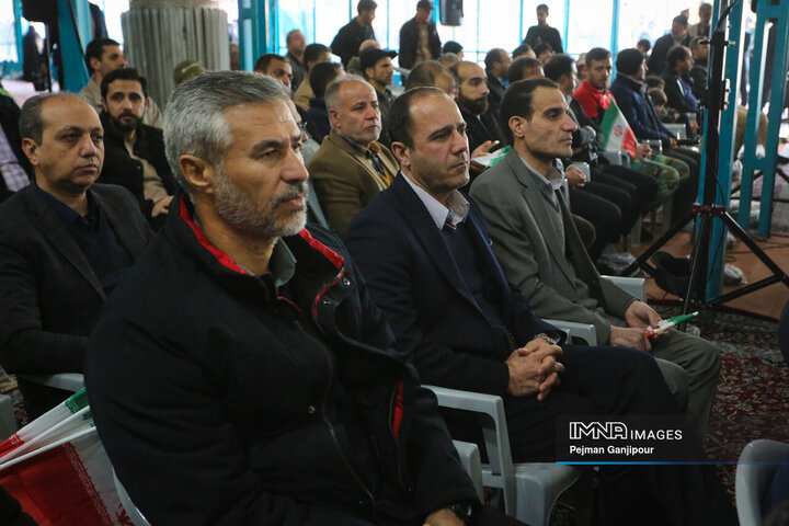 آیین آغاز دهه فجر انقلاب اسلامی در اصفهان