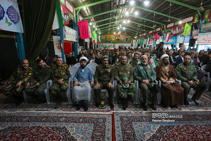 آیین آغاز دهه فجر انقلاب اسلامی در اصفهان