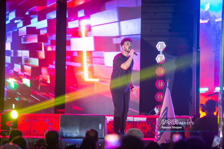 دومین شب جشن دهه فجر خانواده اتوبوسرانی شهرداری اصفهان