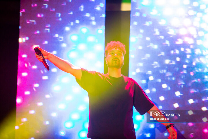 دومین شب جشن دهه فجر خانواده اتوبوسرانی شهرداری اصفهان